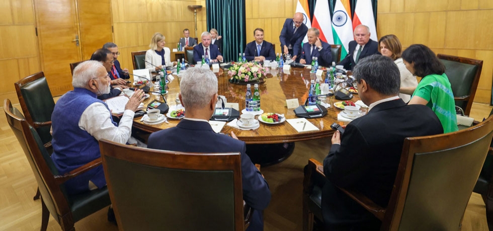 HE Mr Narendra Modi, Prime Minister of India and HE Mr Donald Tusk, Prime Minister of Poland, with their official delegations at the Chancellery of the Prime Minister, 22.08.2024, Warsaw.