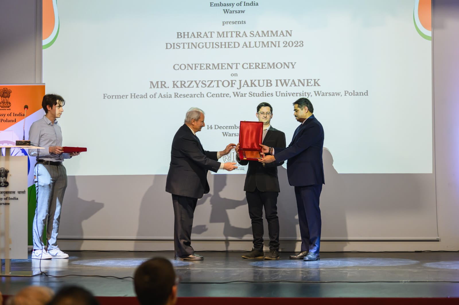 1765882133_1.jpeg (1600×1066)