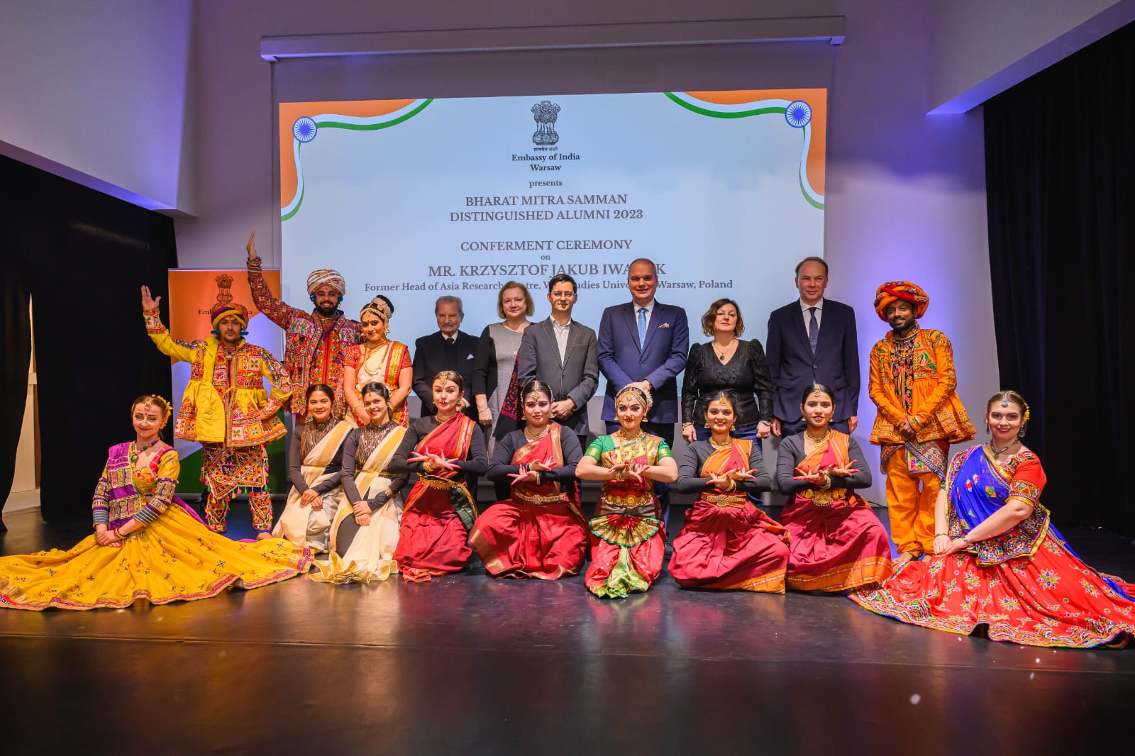 1765882196_2.jpeg (1600×1066)