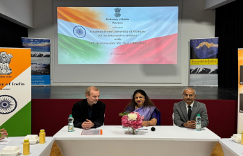 Ambassador Ms. Neeta Bhushan had an interaction with Polish students from University of Warsaw at the Embassy of India. It was impressive that the students had chosen Indian foreign policy as an elective subject. Ambassador gave a brief overview of the various facets of India’s Foreign Policy with focus on growing  ties including furthering business & cultural exchanges. Also discussed India’s leadership role in global south, increasing diplomatic engagements as well as growing role of women officers in the Indian Foreign Service.