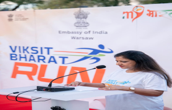 EOI Warsaw commenced ‘Seva Parv’ celebrations with ‘Viksit Bharat Run’ on 17 September 2026.  Ambassador, Mrs. Neeta Bhushan inaugurated the ‘Seva Parv’ by  flagging off the Viksit Bharat Run to motivate the Indian diaspora to contribute towards building a strong and developed India and enhancing India-Poland ties. In her address, Ambassador outlined Prime Minister Shri Narendra Modi’s vision of a Viksit Bharat by 2047. She highlighted that this vision seeks to empower citizens and inspire collective progress. The Ambassador administered the collective Viksit Bharat pledge and the Atmanirbhar Bharat pledge to the members of the Indian diaspora. The Ambassador also launched the ‘Swachhata Hi Seva’  2026 campaign and encouraged the diaspora to actively contribute to cleanliness, sanitation and responsible waste management. Under the ‘Seva Parv’ various activities are being undertaken with special emphasis on redressal of public grievances, cleanliness drives, record management and enviro