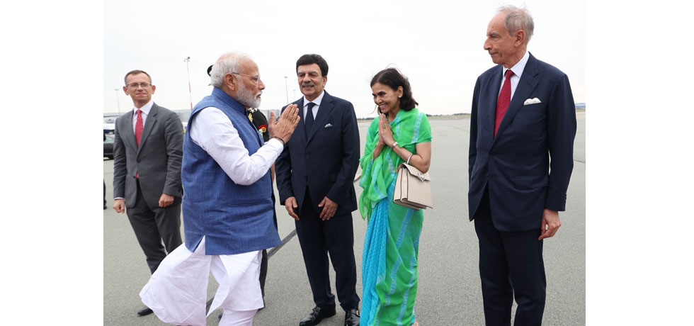 HE Mr Narendra Modi, Prime Minister of India, is welcomed by HE Mr W.T. Bartoszewski, Secretary of State in the Ministry of Foreign Affairs of Poland and HE Ms Nagma M Mallick, Ambassador of India to Poland at Warsaw Chopin Airport, 21.08.2024, Warsaw.